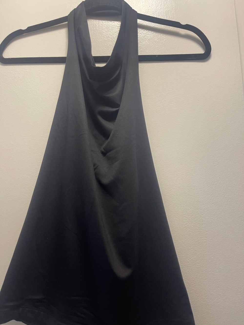 LOFT Black  Versa 360 Sleeveless Halter Top